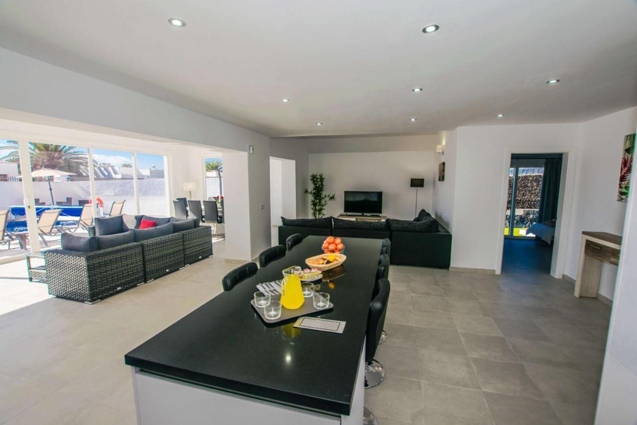 Villa Rossa - Villas Now - LH215 By Villas Now Ltd Playa Blanca  Exterior foto